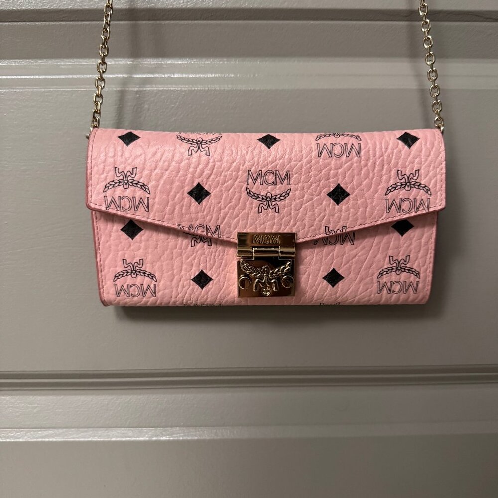 MCM Tracy Monogram Logo Wallet On Chain Crossbody - Pink with Gold Hardware